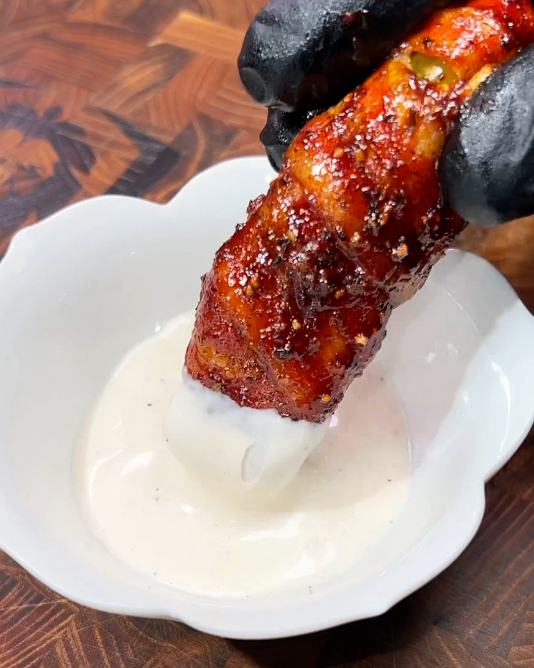 Bacon Cheeseburger Pickle Poppers 🍔🥓