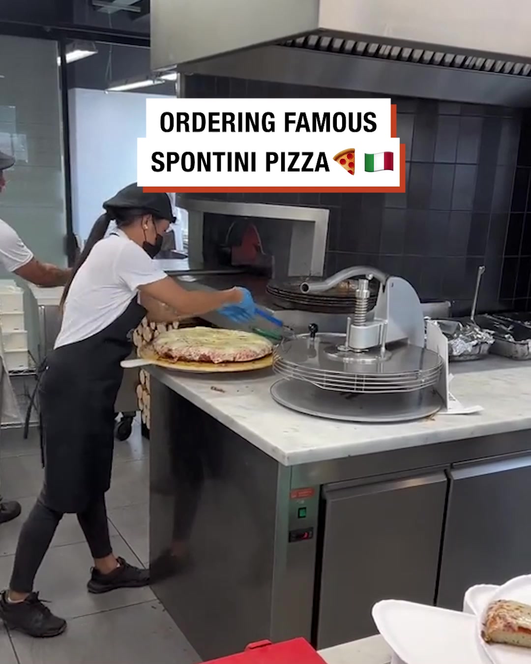 LADbible Video hub Ordering Famous Spontini Pizza 🍕🇮🇹