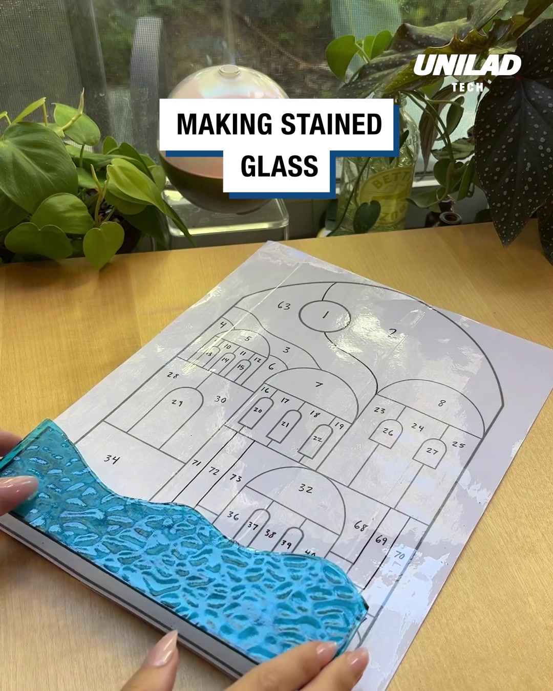 LADbible Video hub Grinding glass for stained glass piece of art