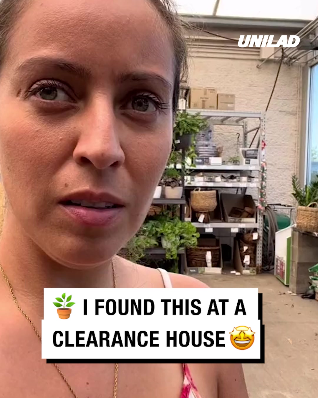 ladbible-video-hub-rescuing-a-dead-peace-lily