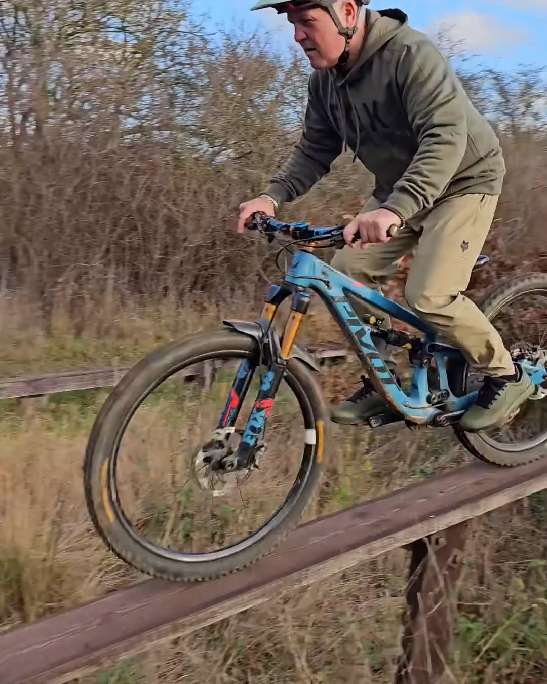 LADbible Video hub Mountain Bike Obstacle Course 😧